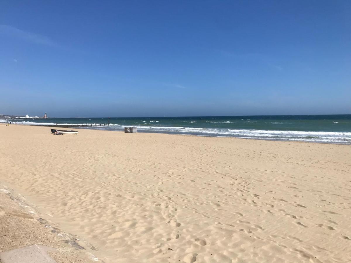 דירות בורנמות' Seaside Living מראה חיצוני תמונה